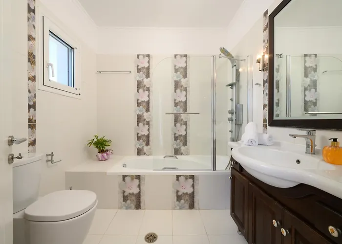 Olgas Luxury Villa, Corfu Greece 别墅 *